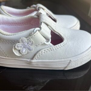 Keds Daphne t-strap white size 5.5
